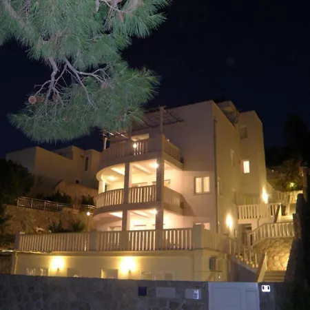 Borna Apartment