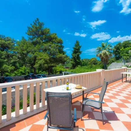 Borna Apartment